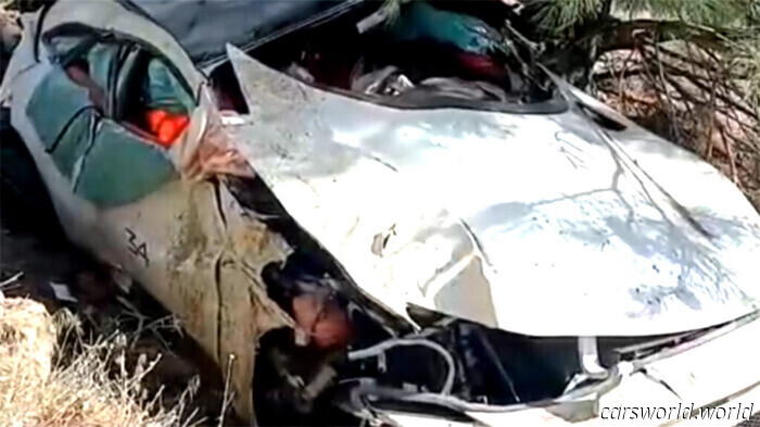 La polizia annulla un evento di guida con Ferrari per guida spericolata, ma qualcuno si è comunque schiantato | Carscoops